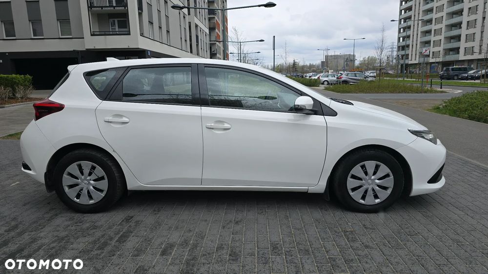 Toyota Auris 1.4 D-4D Active - 7