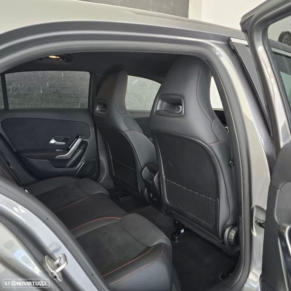 Mercedes-Benz A 180 - 12
