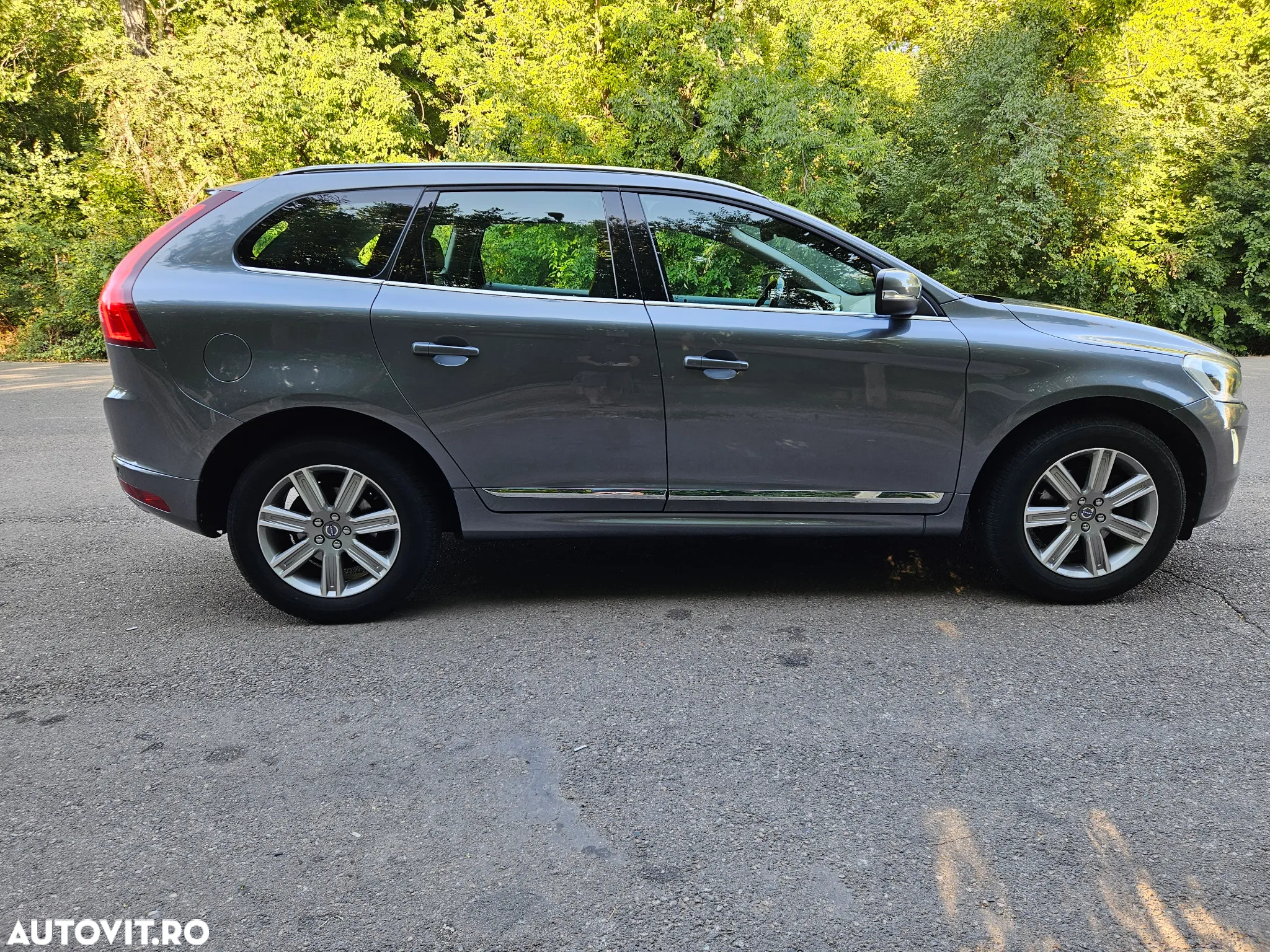 Volvo XC 60 D4 Geartronic Summum - 2