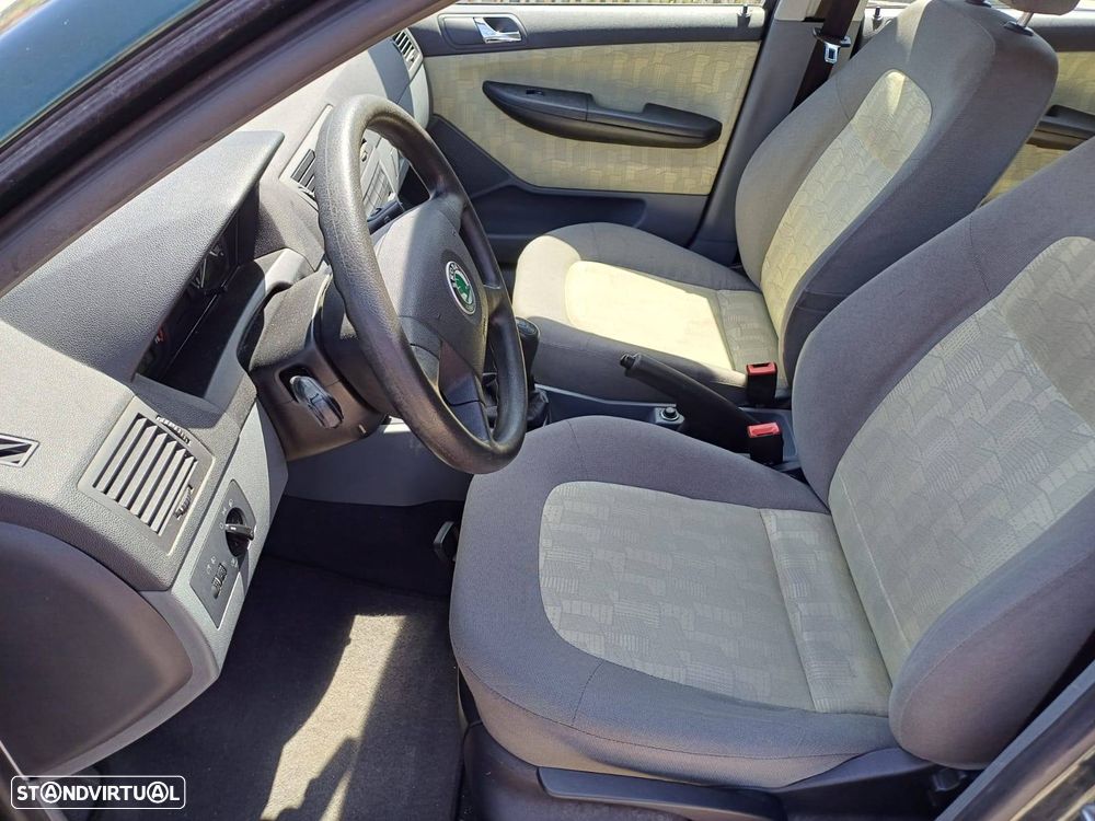 Skoda Fabia 1.4 Comfort AC - 6