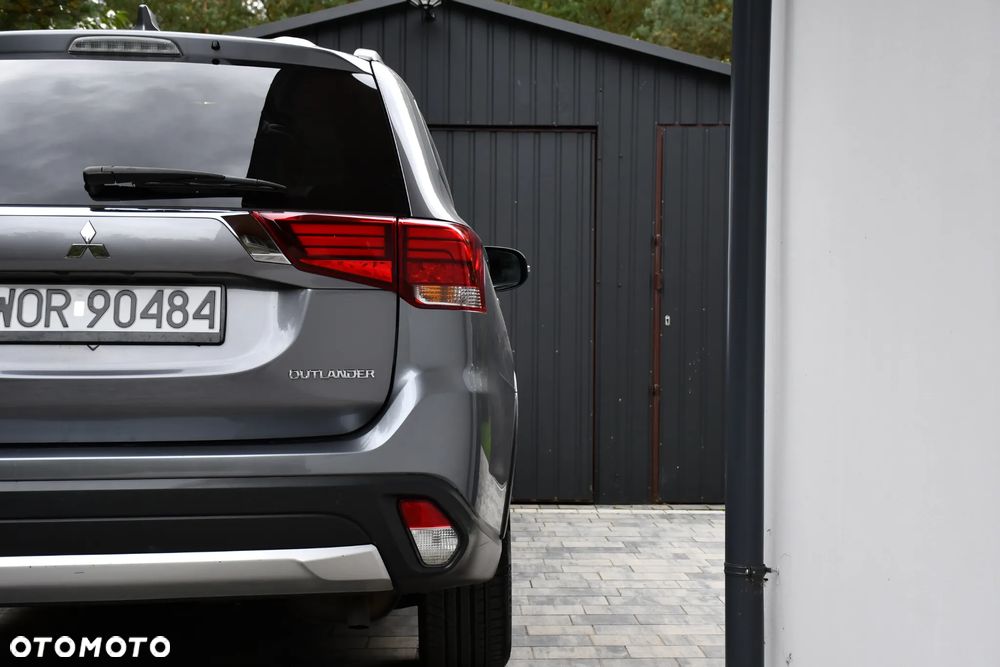 Mitsubishi Outlander - 20