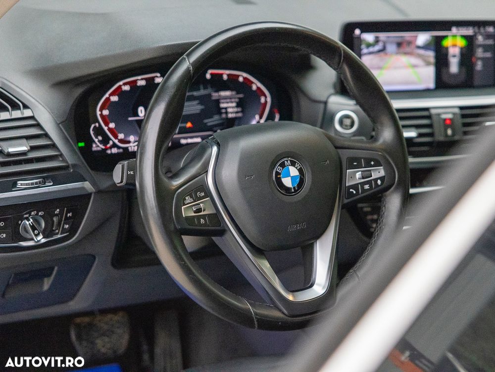 BMW X3 xDrive20d AT xLine - 8
