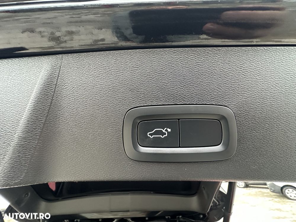 Volvo XC 40 D3 R-Design - 20