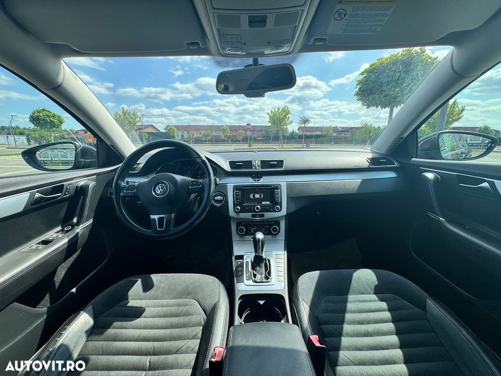 Volkswagen Passat 2.0 TDI DPF Blue TDI DSG Highline - 11