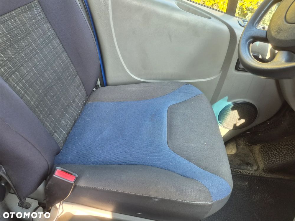 Renault Trafic - 9