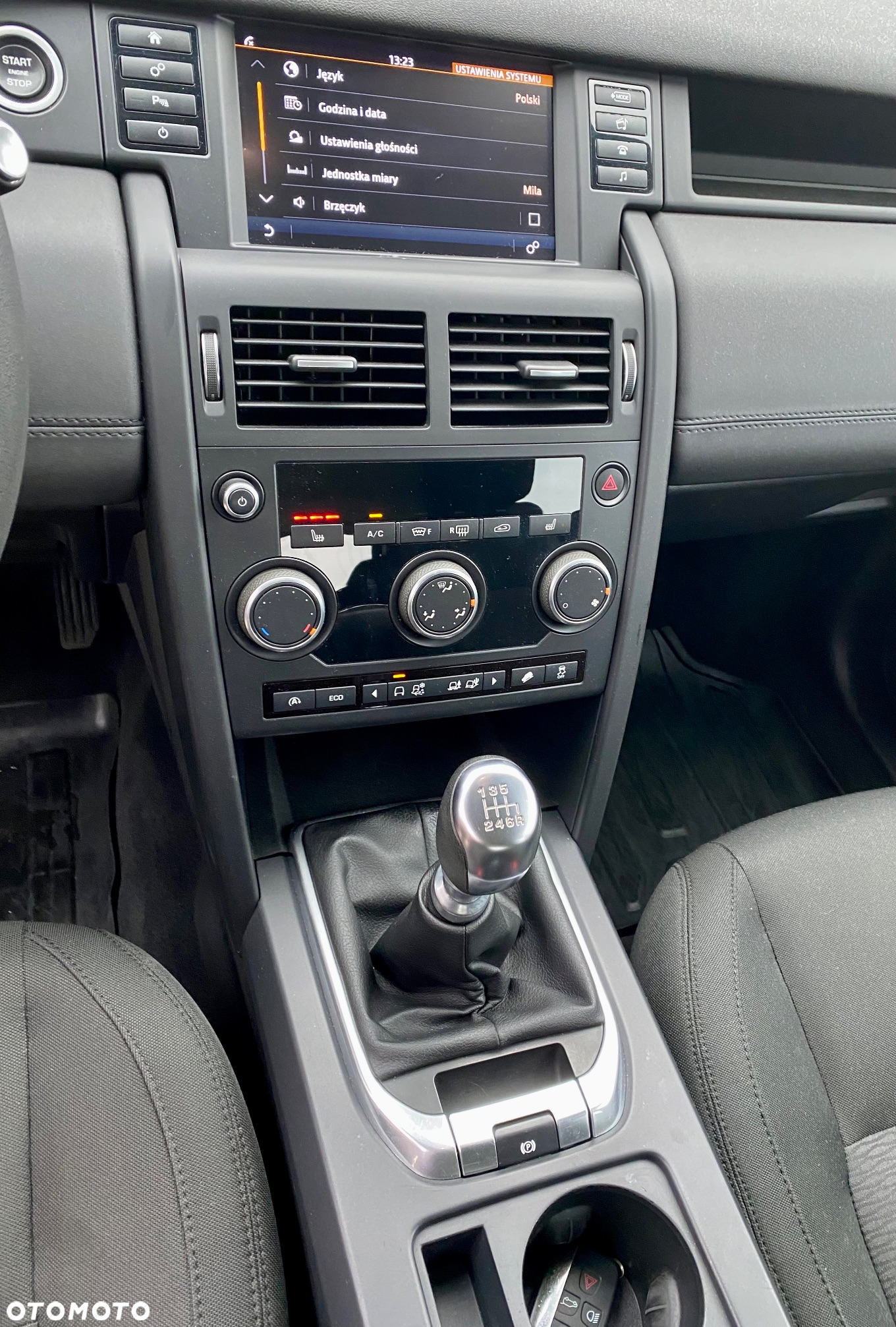 Land Rover Discovery Sport 2.0 D150 - 16