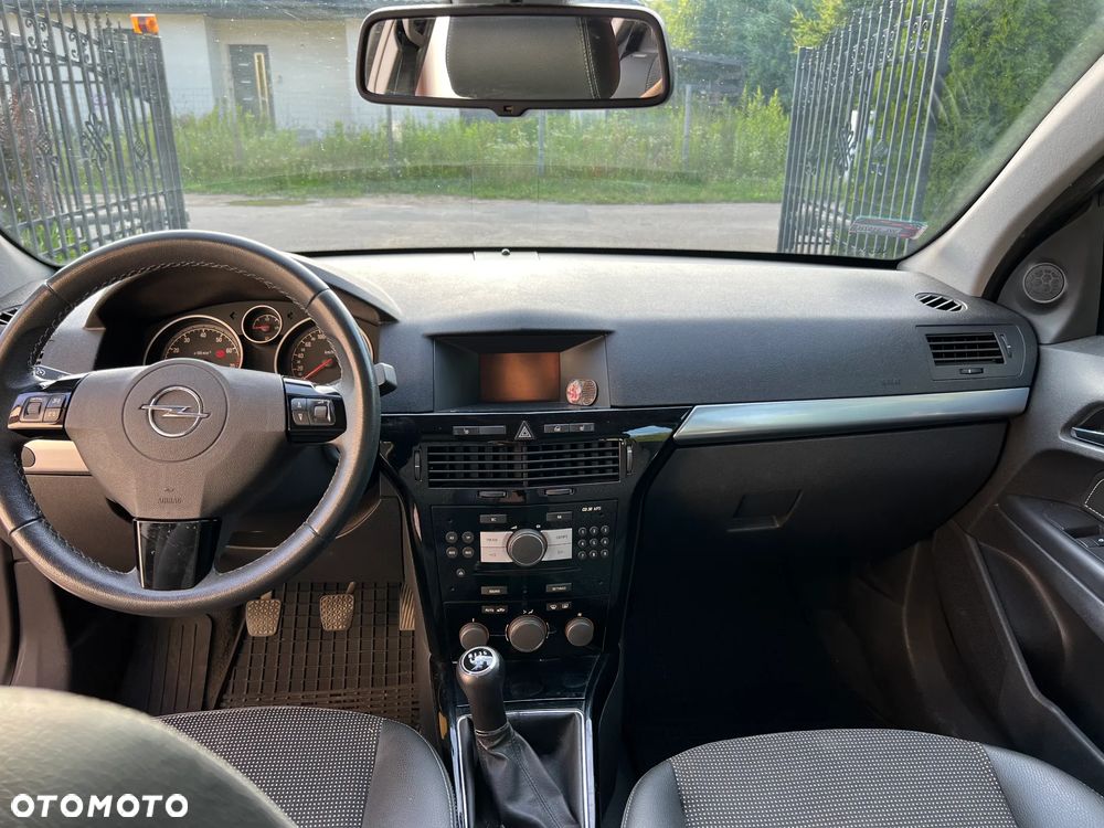 Opel Astra 1.6 - 8