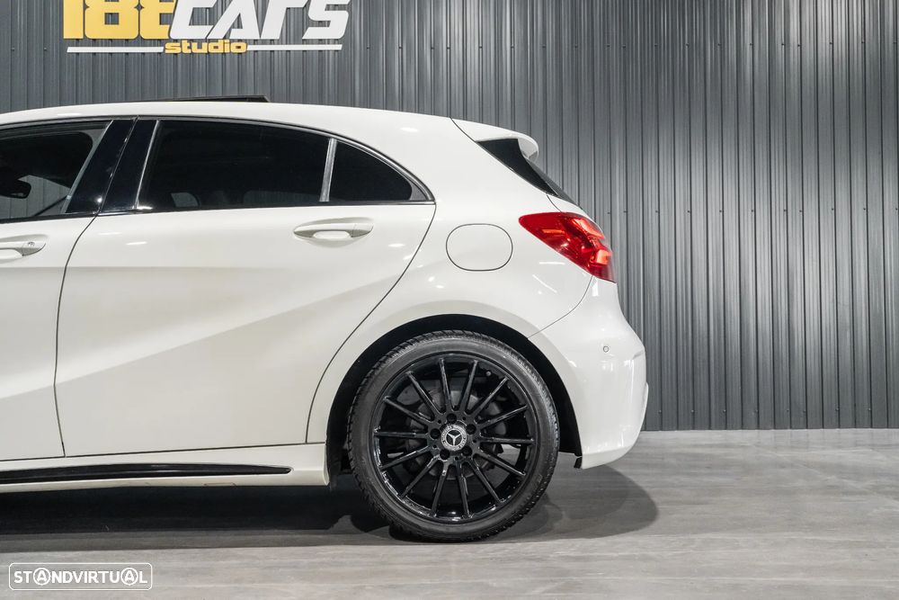 Mercedes-Benz A 180 AMG Line - 32