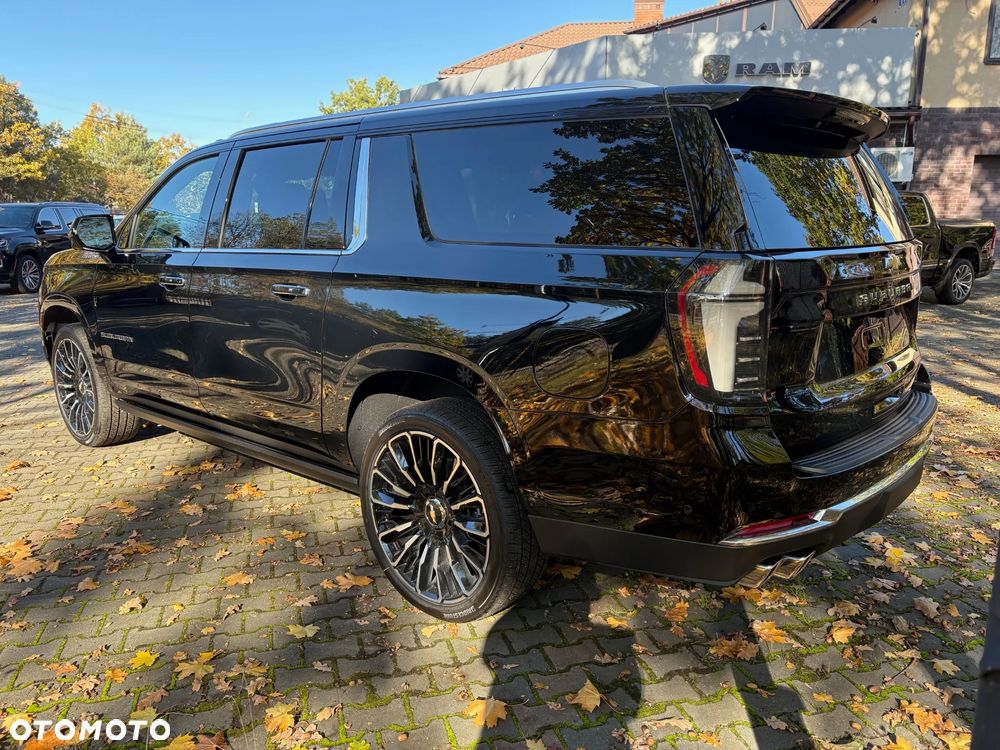 Chevrolet Suburban - 31