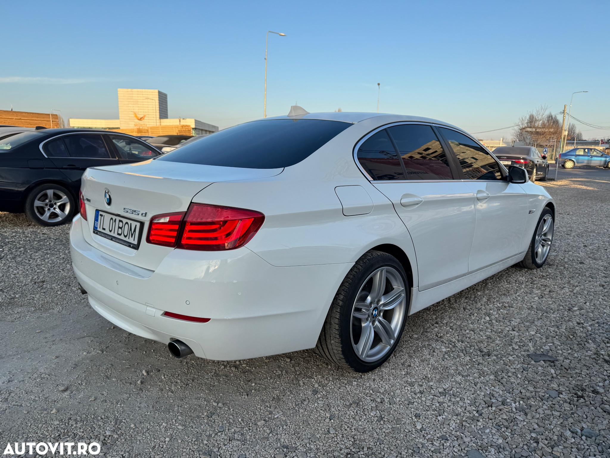 BMW Seria 5 535d xDrive Aut. Modern Line - 2
