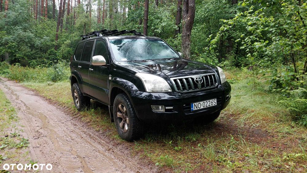 Toyota Land Cruiser - 2