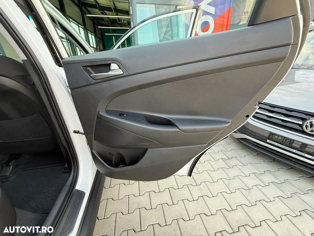 Hyundai Tucson 1.6 GDI 2WD Style - 24