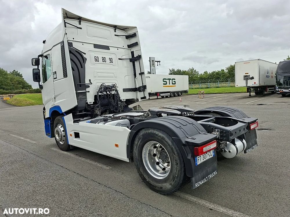 Renault T 480 - 11