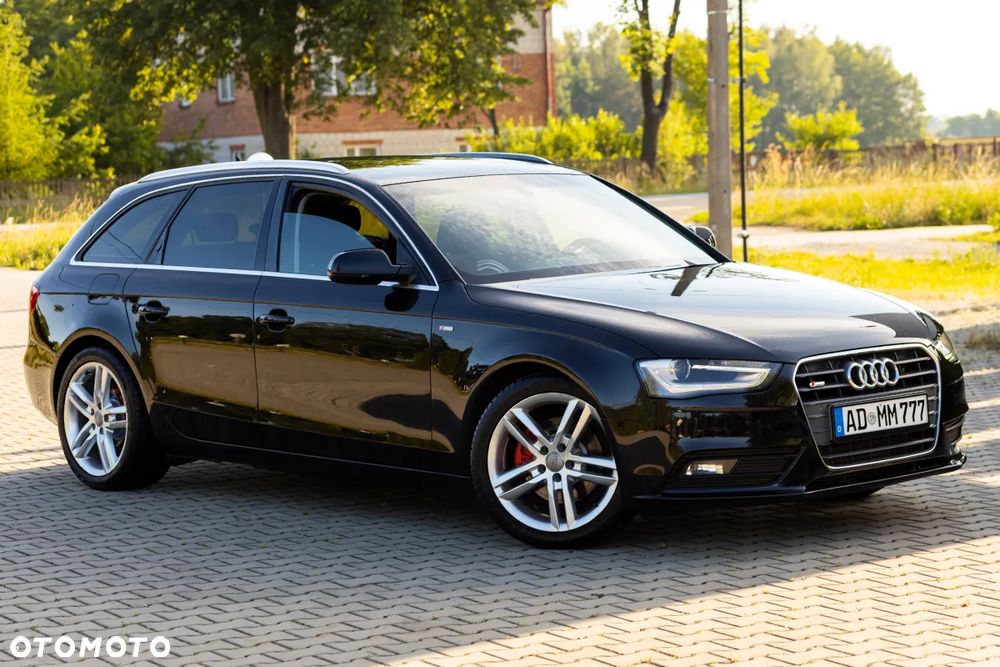 Audi A4 Avant 2.0 TDI DPF clean diesel quattro Attraction - 14