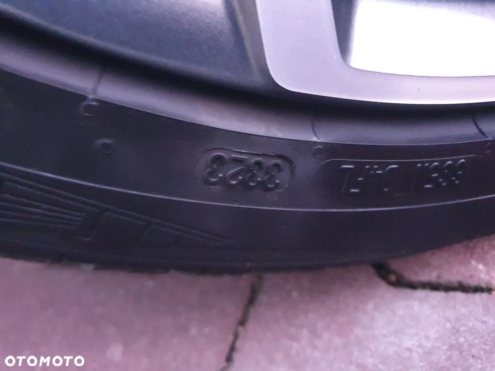 Kia ProCeed 1.6 T-GDI GT DCT - 18