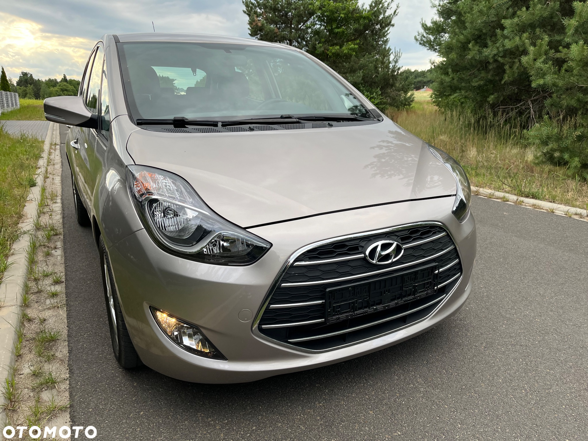 Hyundai ix20 1.4 Premium - 4