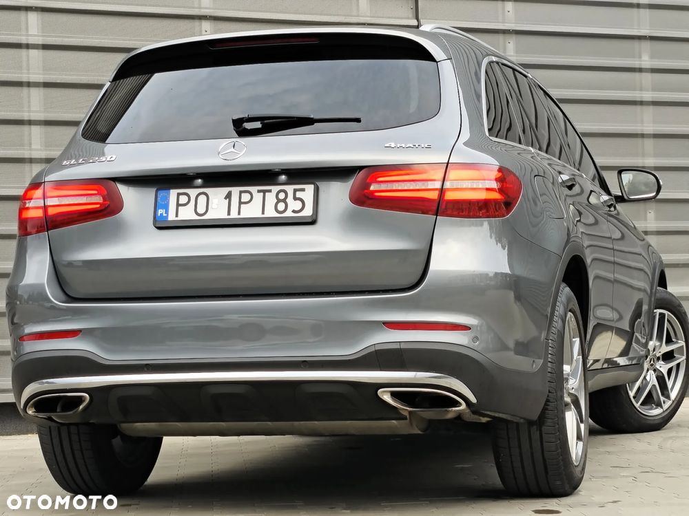 Mercedes-Benz GLC 250 4-Matic - 21