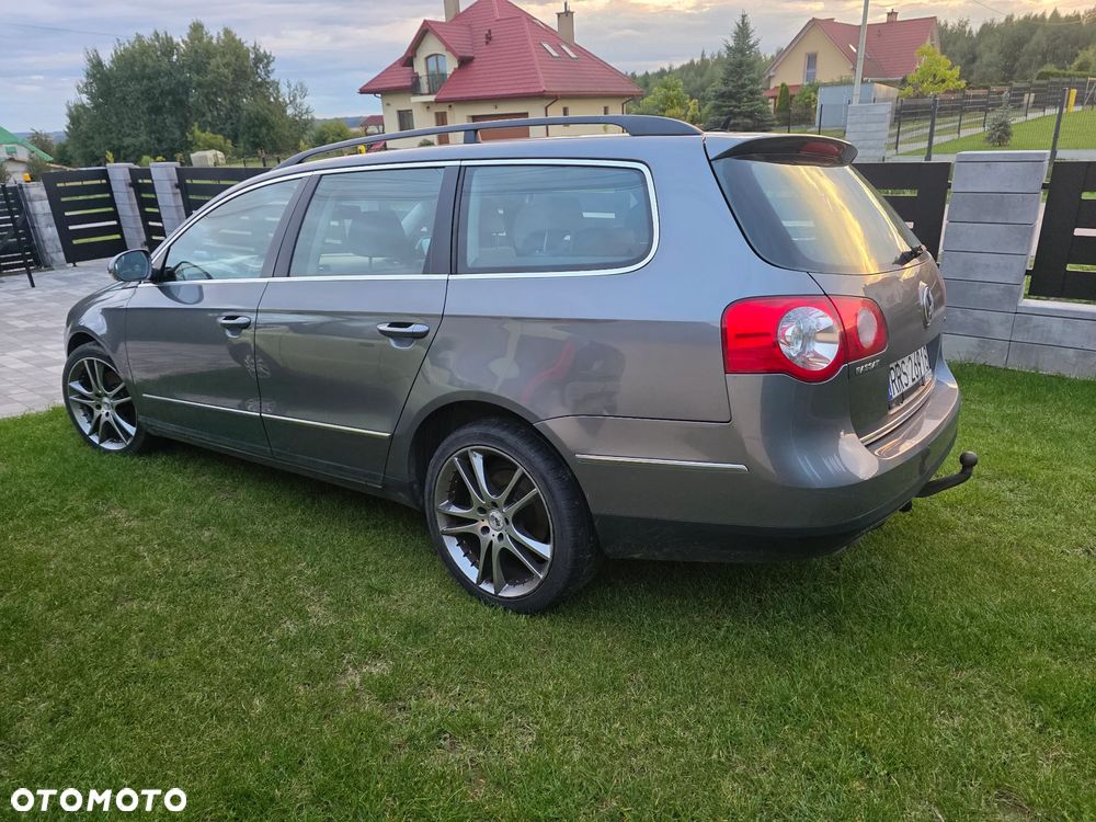 Volkswagen Passat 1.9 TDI Comfortline - 1