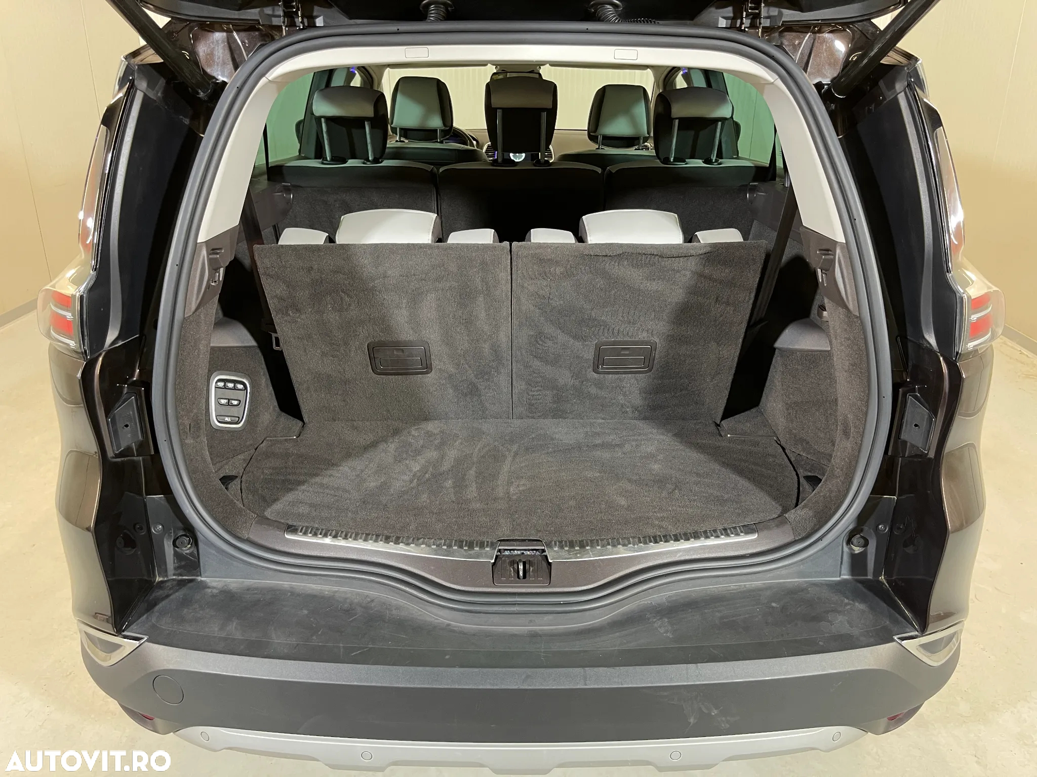 Renault Espace BLUE dCi 160 EDC BUSINESS EDITION - 14