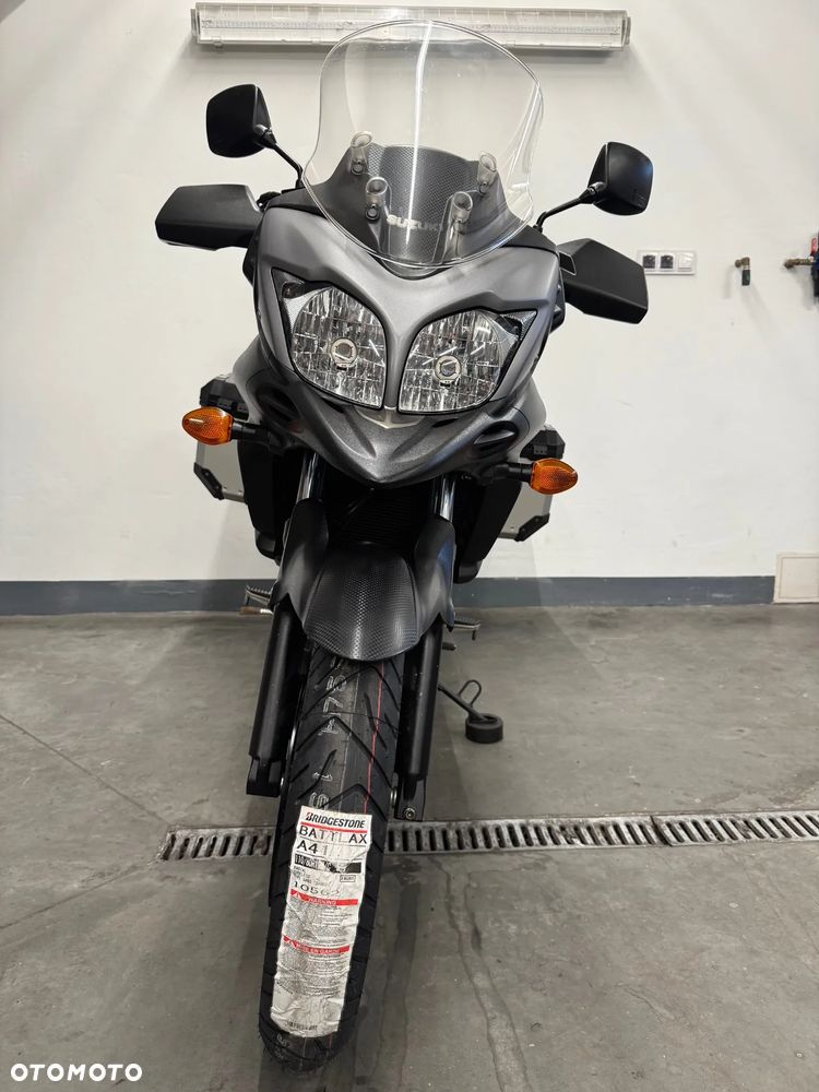 Suzuki V-STROM - 37