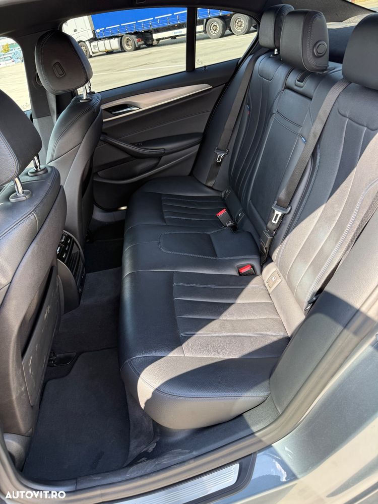 BMW Seria 5 530d xDrive AT - 19