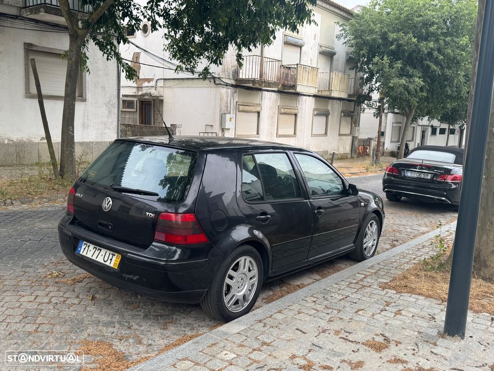 VW Golf - 6