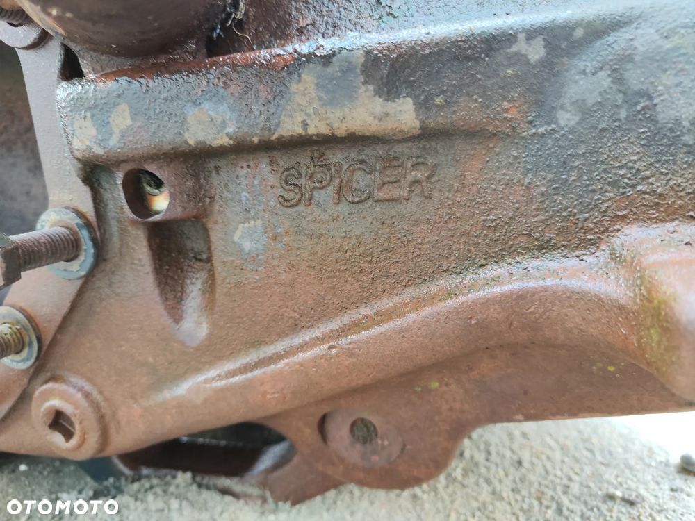 Obudowa przedniego mostu Spicer CASE MAGNUM NEW HOLLAND T8, TG, 8000 - 5