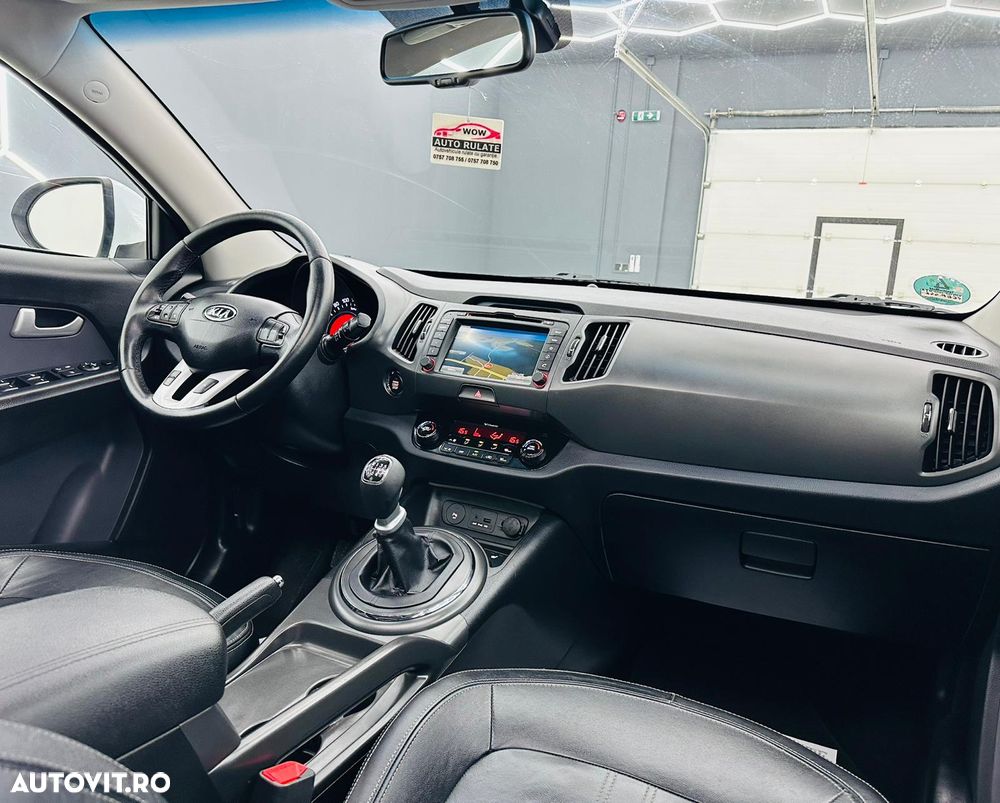 Kia Sportage 1.7 CRDI 2WD ISG Dream-Team Edition - 24