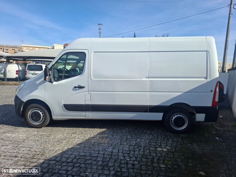 Renault MASTER 2.3CDTI 3LUGARES - 10
