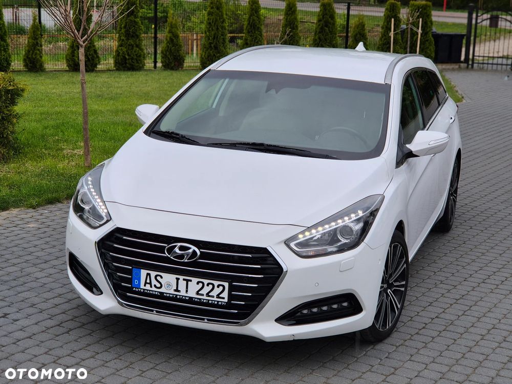 Hyundai i40 Kombi 1.7 CRDi DCT Premium - 19