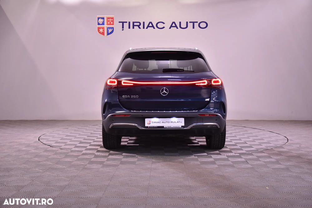 Mercedes-Benz EQA 250 - 4