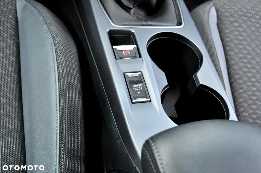 Peugeot 2008 1.5 BlueHDi Allure - 32
