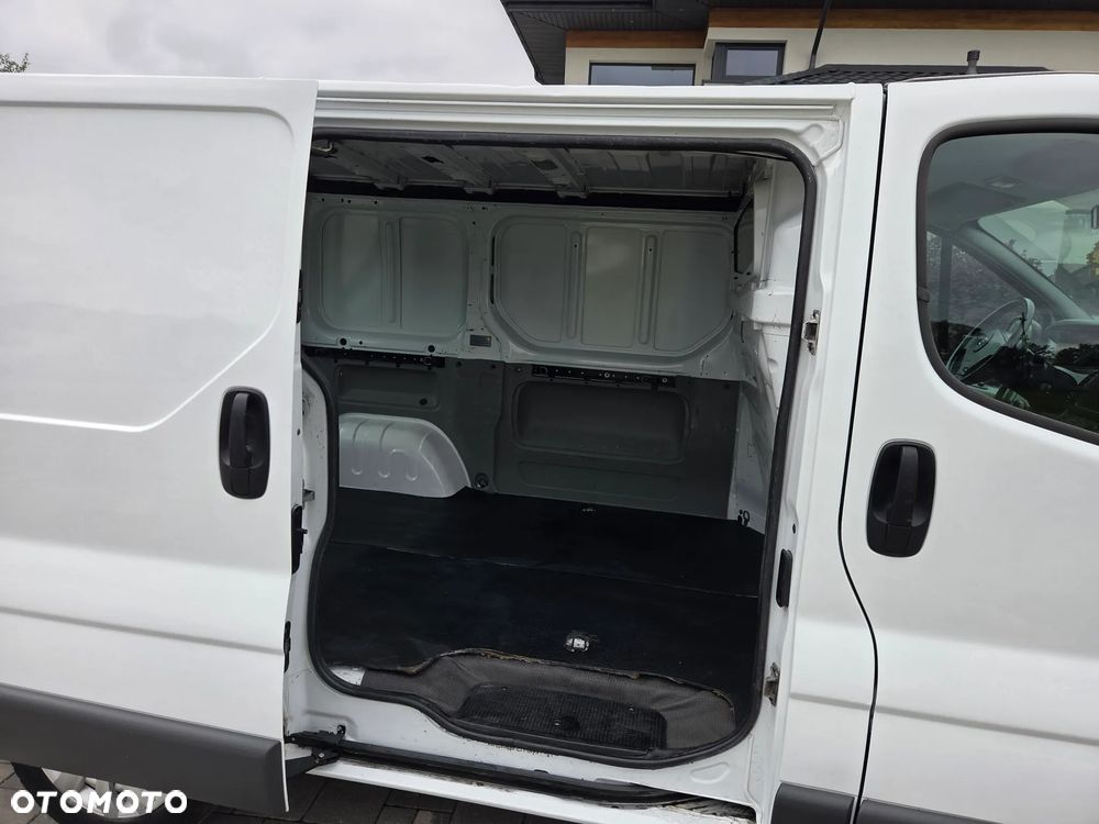 Opel VIVARO - 15