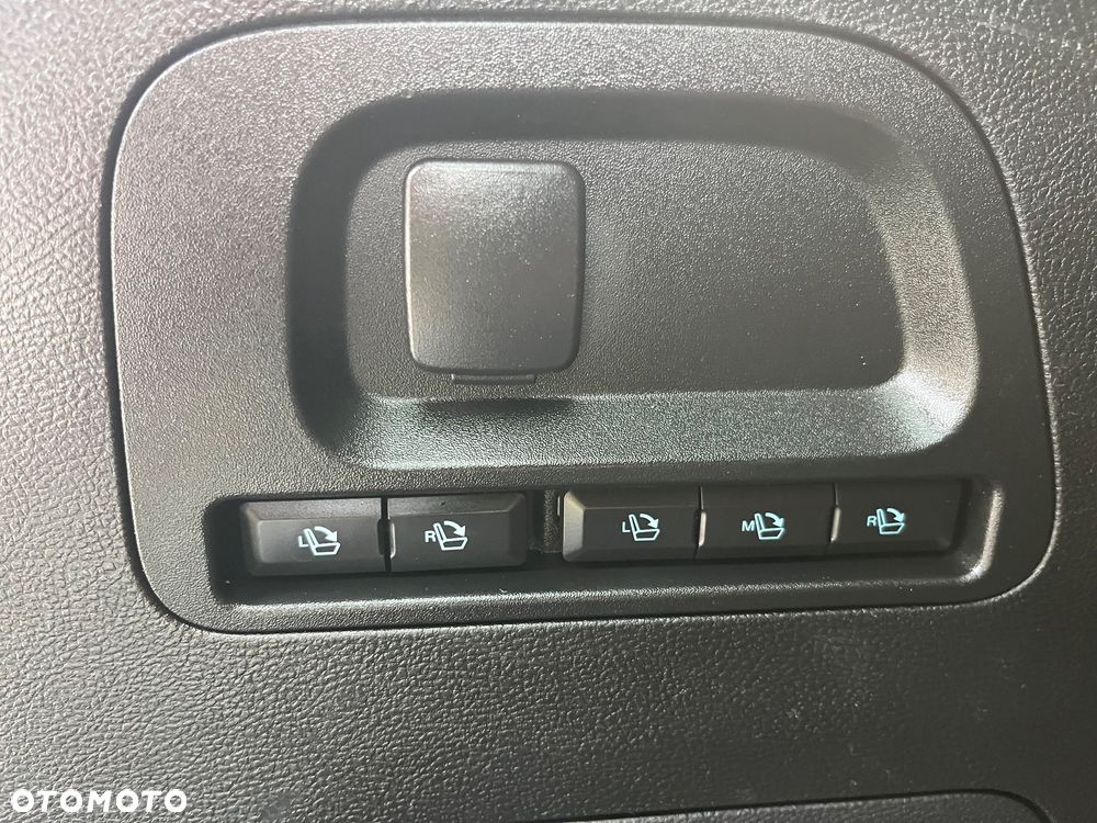 Ford S-Max 1.5 EcoBoost Titanium - 22