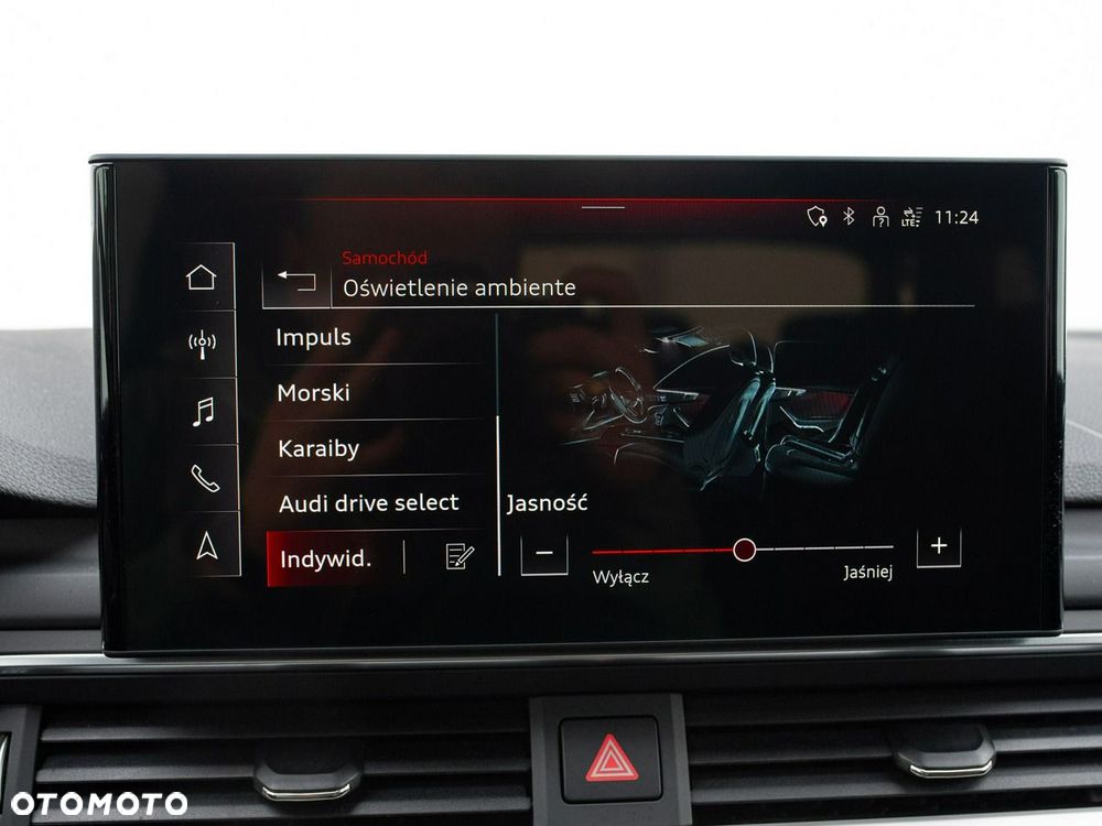 Audi A4 Avant 35 TDI mHEV S Line S tronic - 23