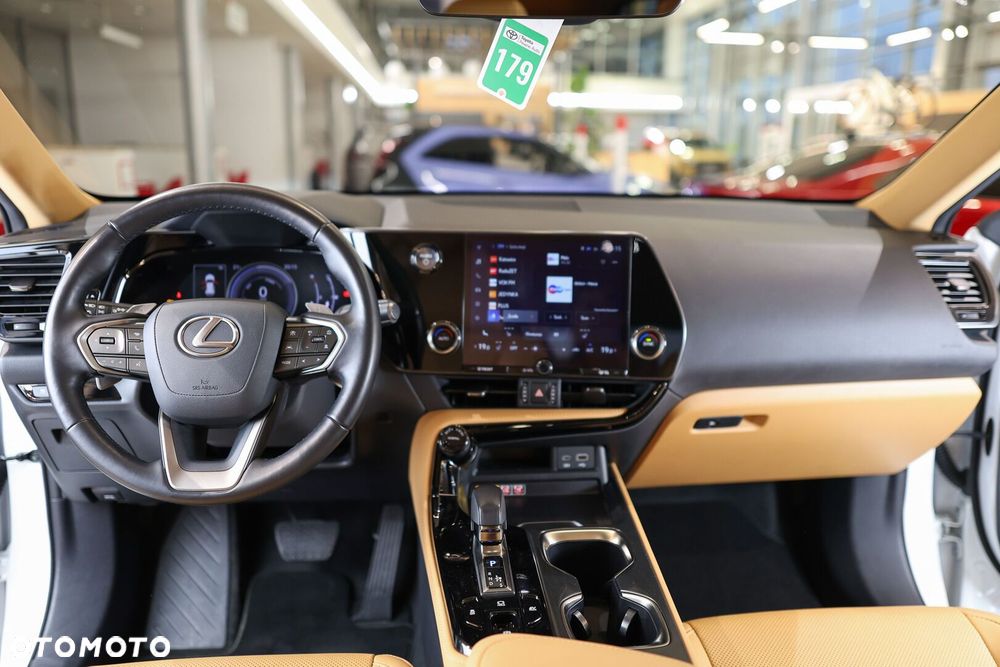 Lexus NX 350h Prestige 2WD - 6