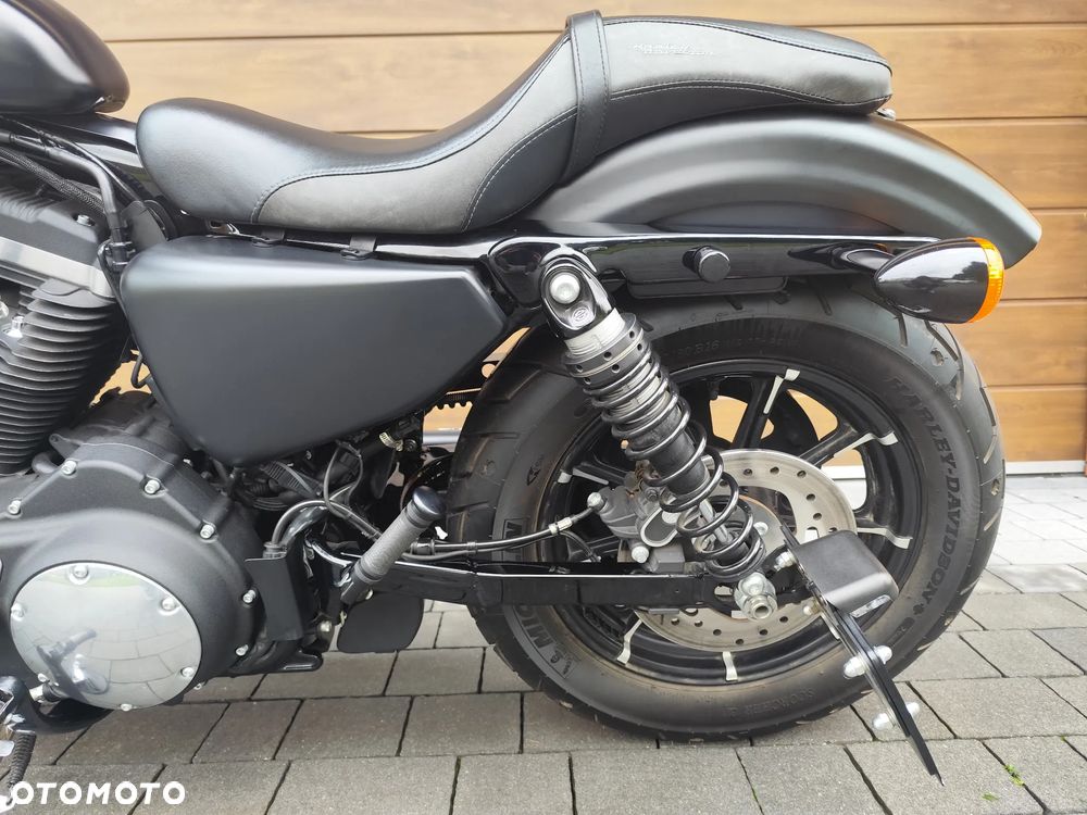 Harley-Davidson Sportster Iron 883 - 28