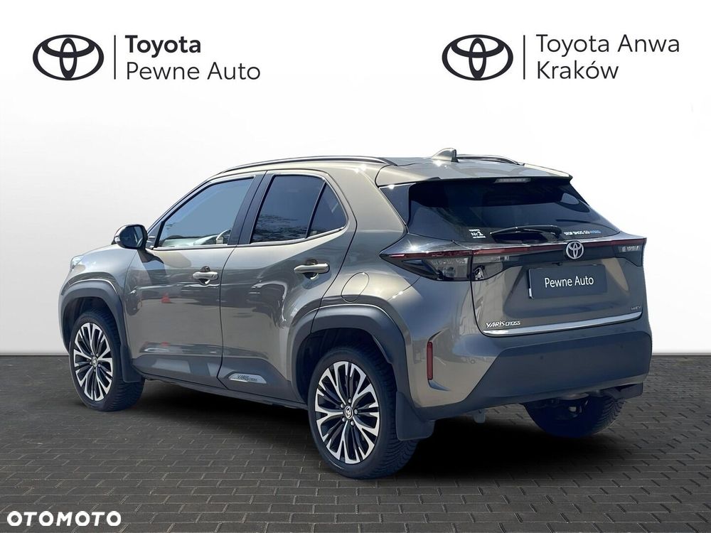 Toyota Yaris Cross Hybrid 1.5 Executive - 3
