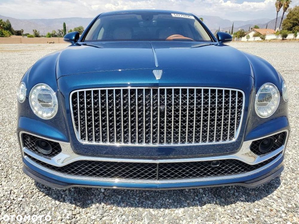 Bentley Flying Spur - 7