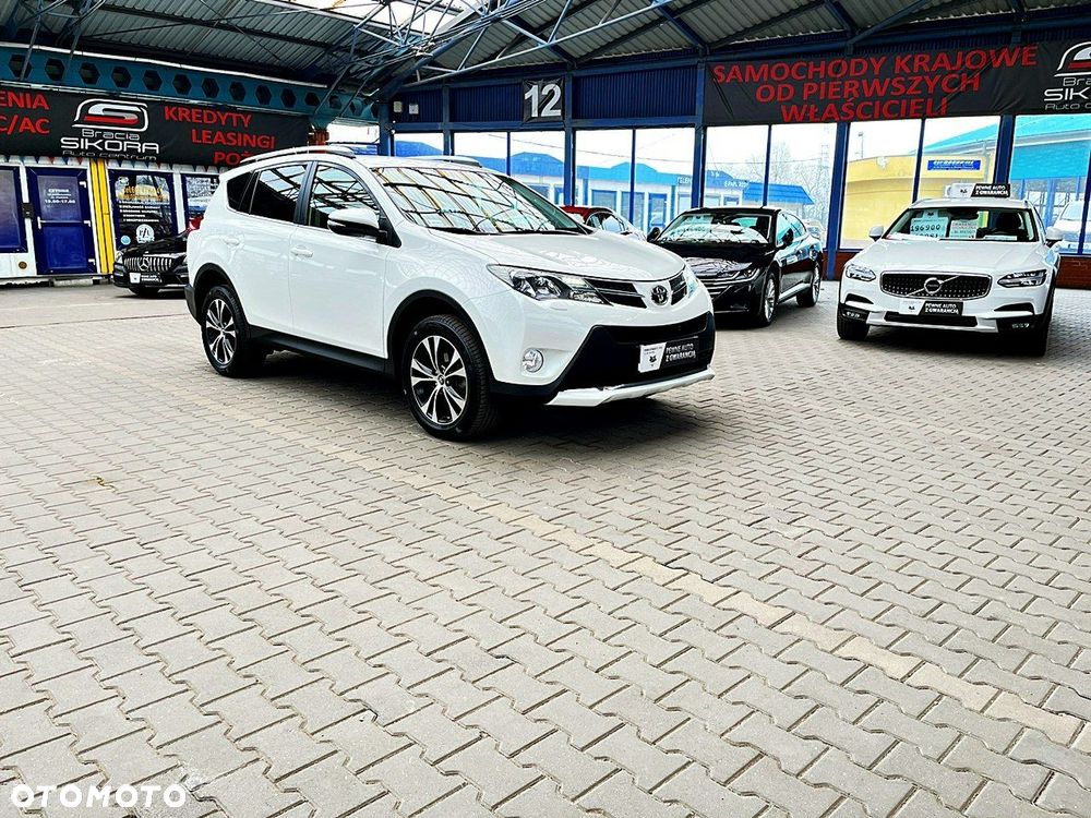 Toyota RAV4 - 6
