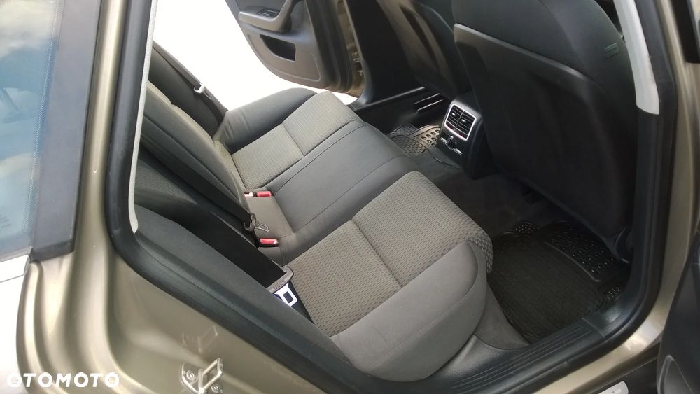 Audi A6 Limousine 2.4 - 14