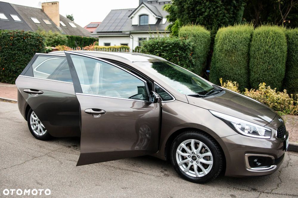 Kia Ceed 1.6 GDI ISG Vision - 7