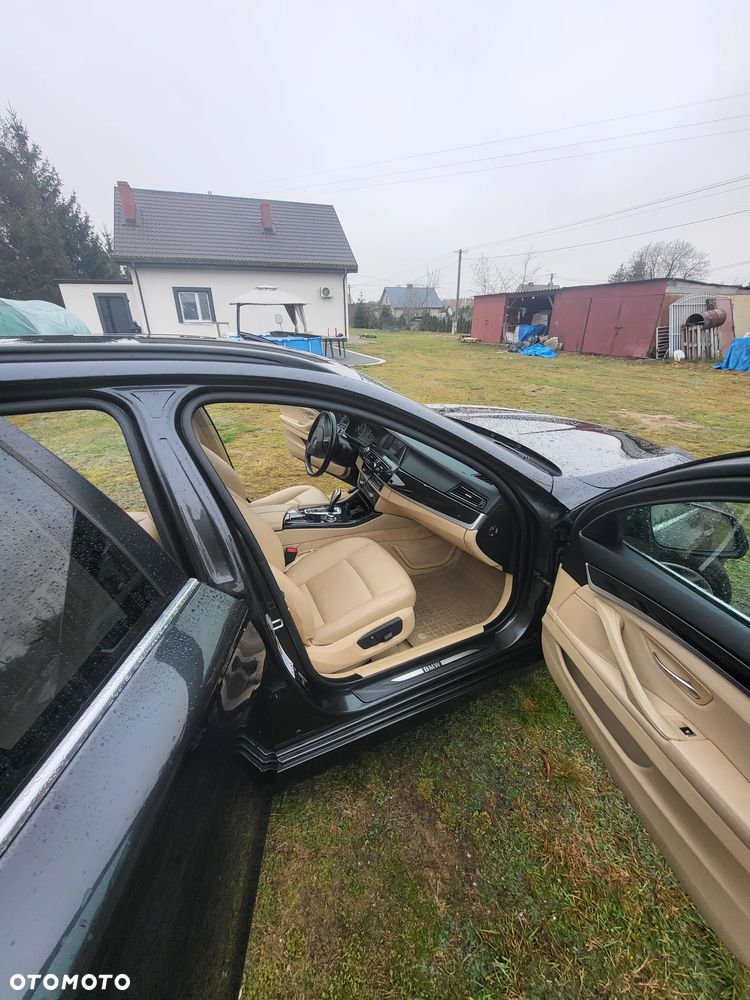 BMW Seria 5 ver-520d - 19