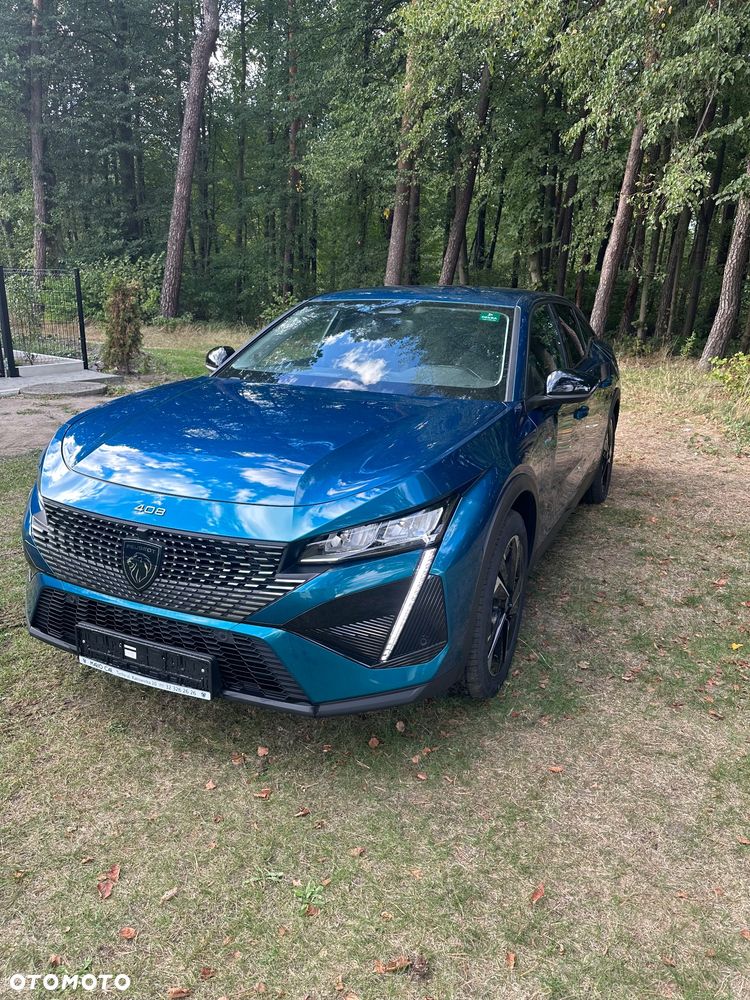 Peugeot 408 - 4