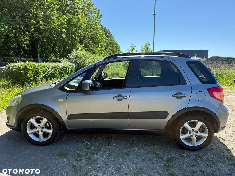 Suzuki SX4 - 8