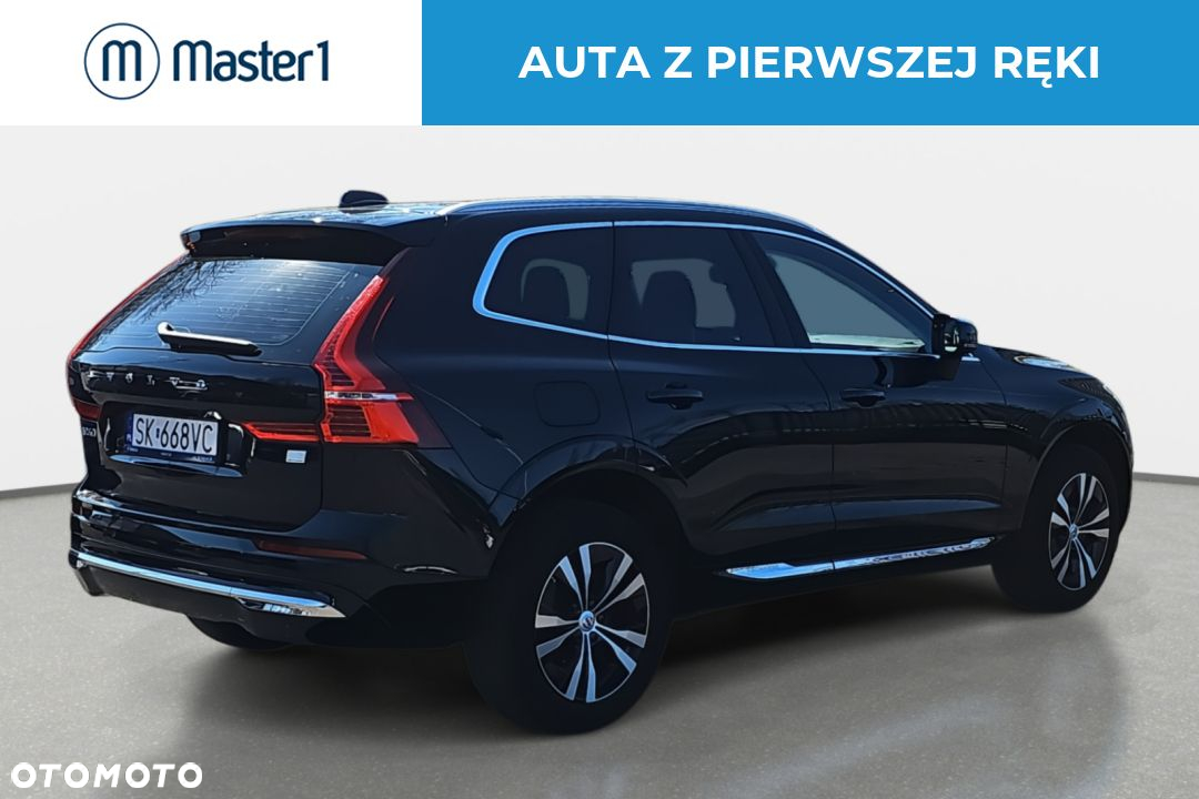 Volvo XC 60 T6 Plug-In Hybrid AWD Inscription Expression - 4