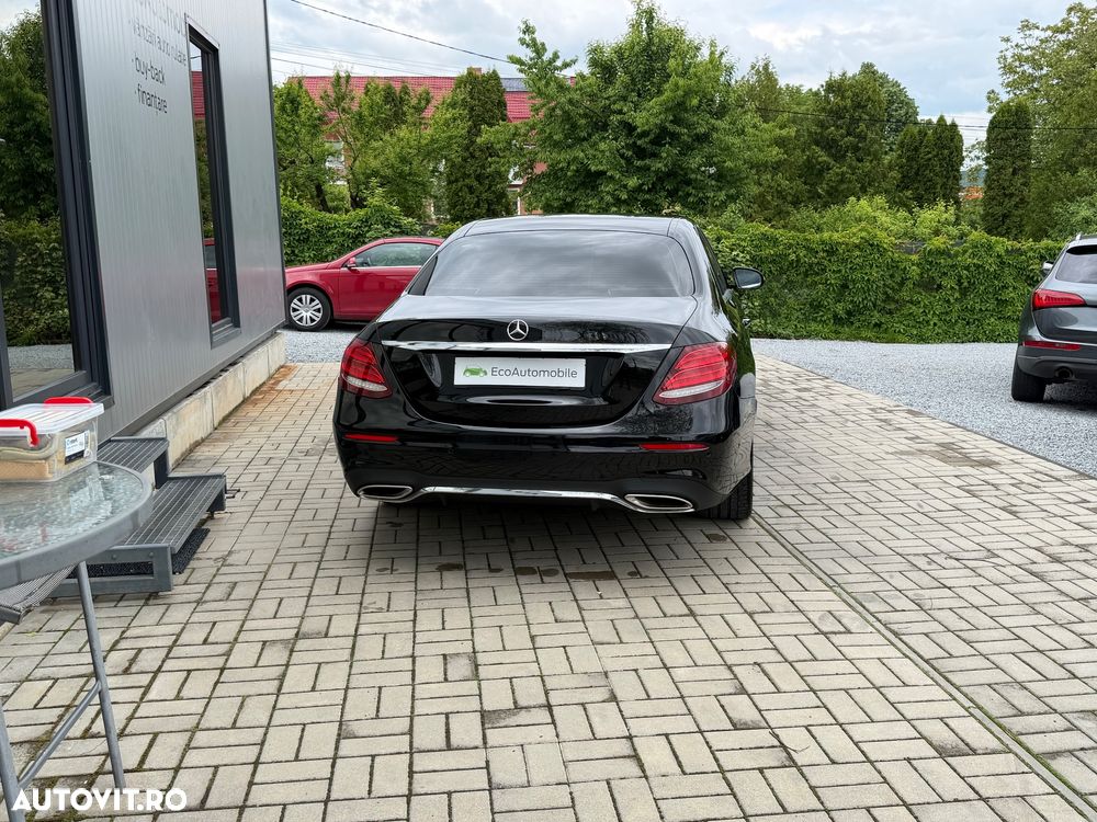 Mercedes-Benz E 200 4MATIC MHEV - 38