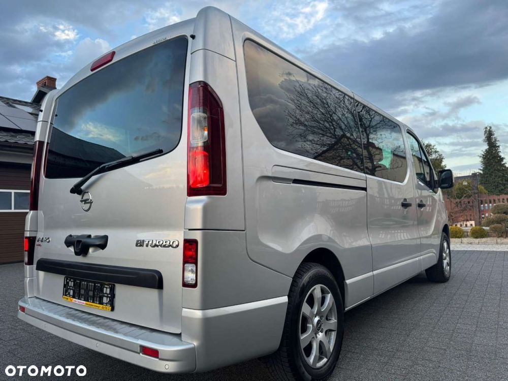 Opel Vivaro - 10