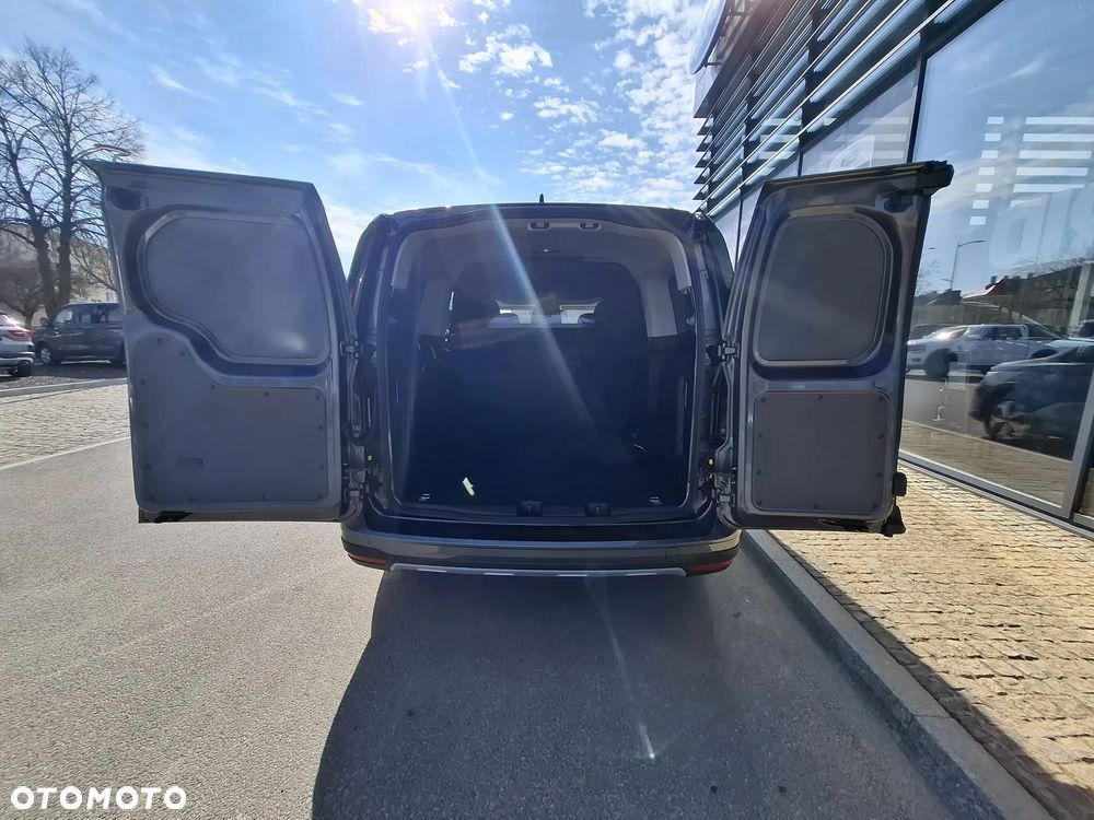 Ford Transit Connect - 8