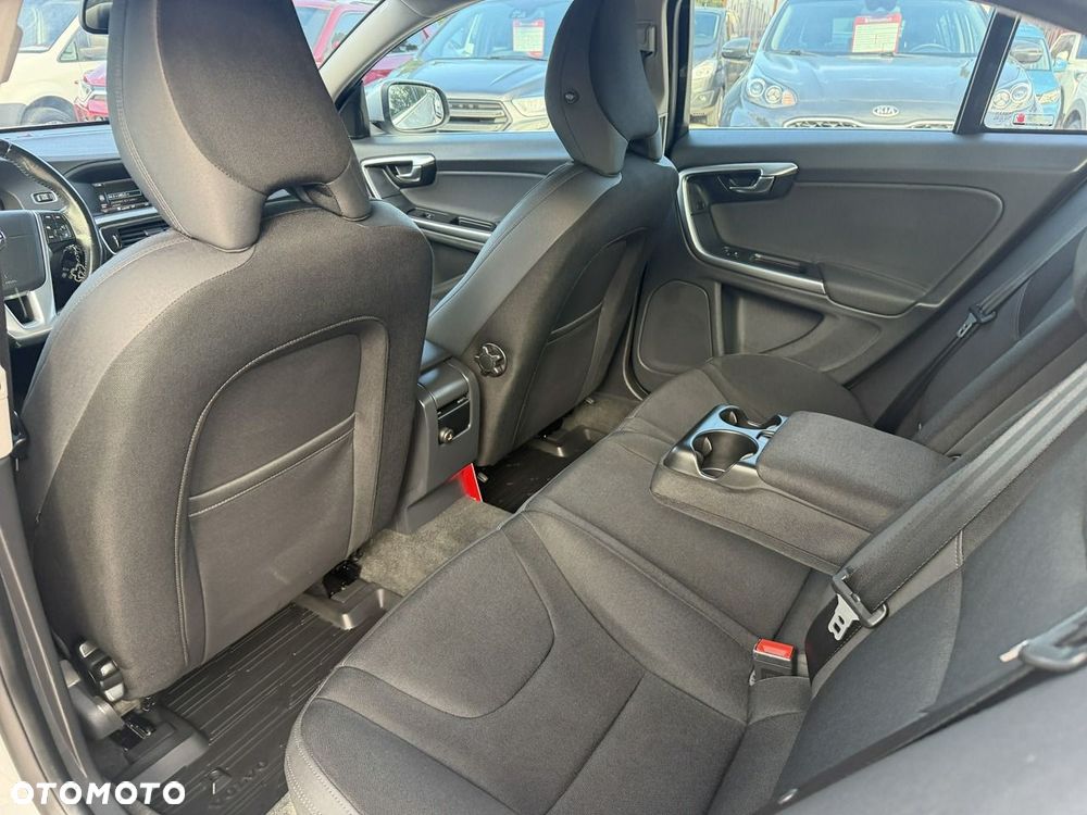 Volvo S60 - 19